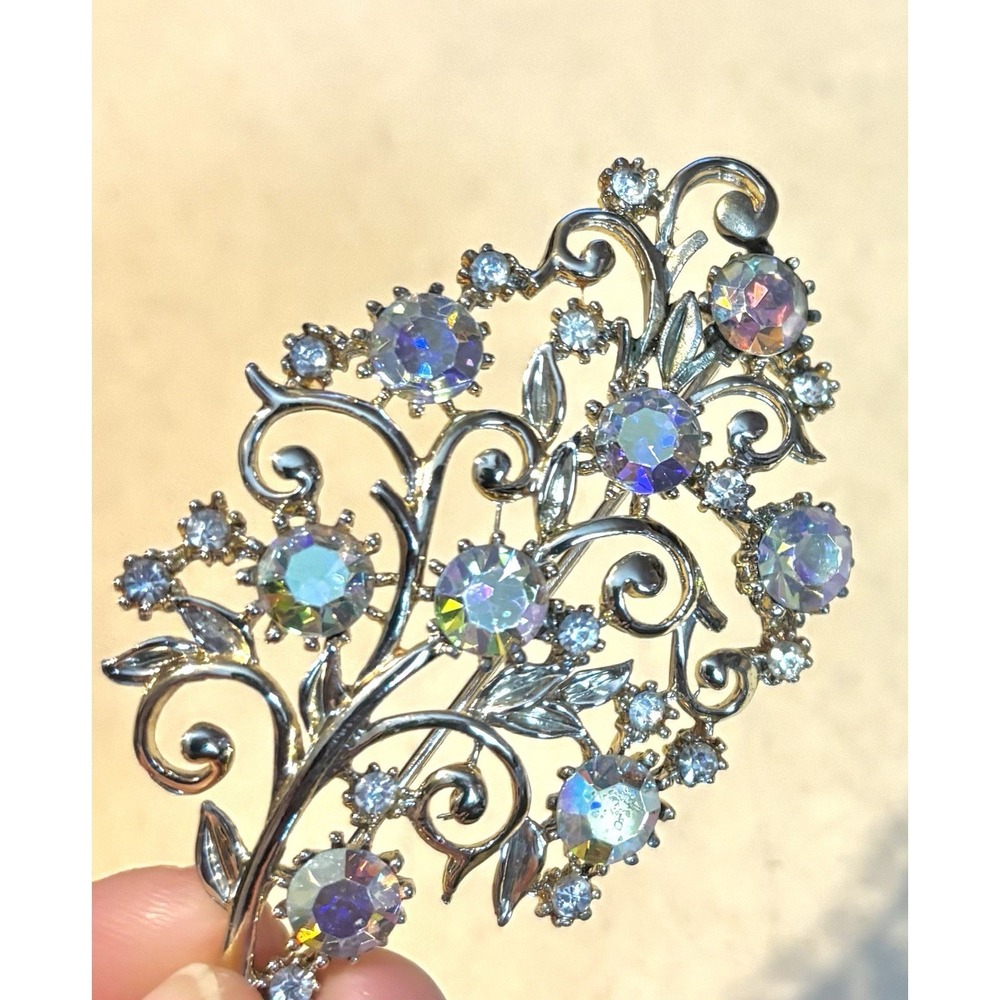 Vintage Coro ‎ AB Brooch